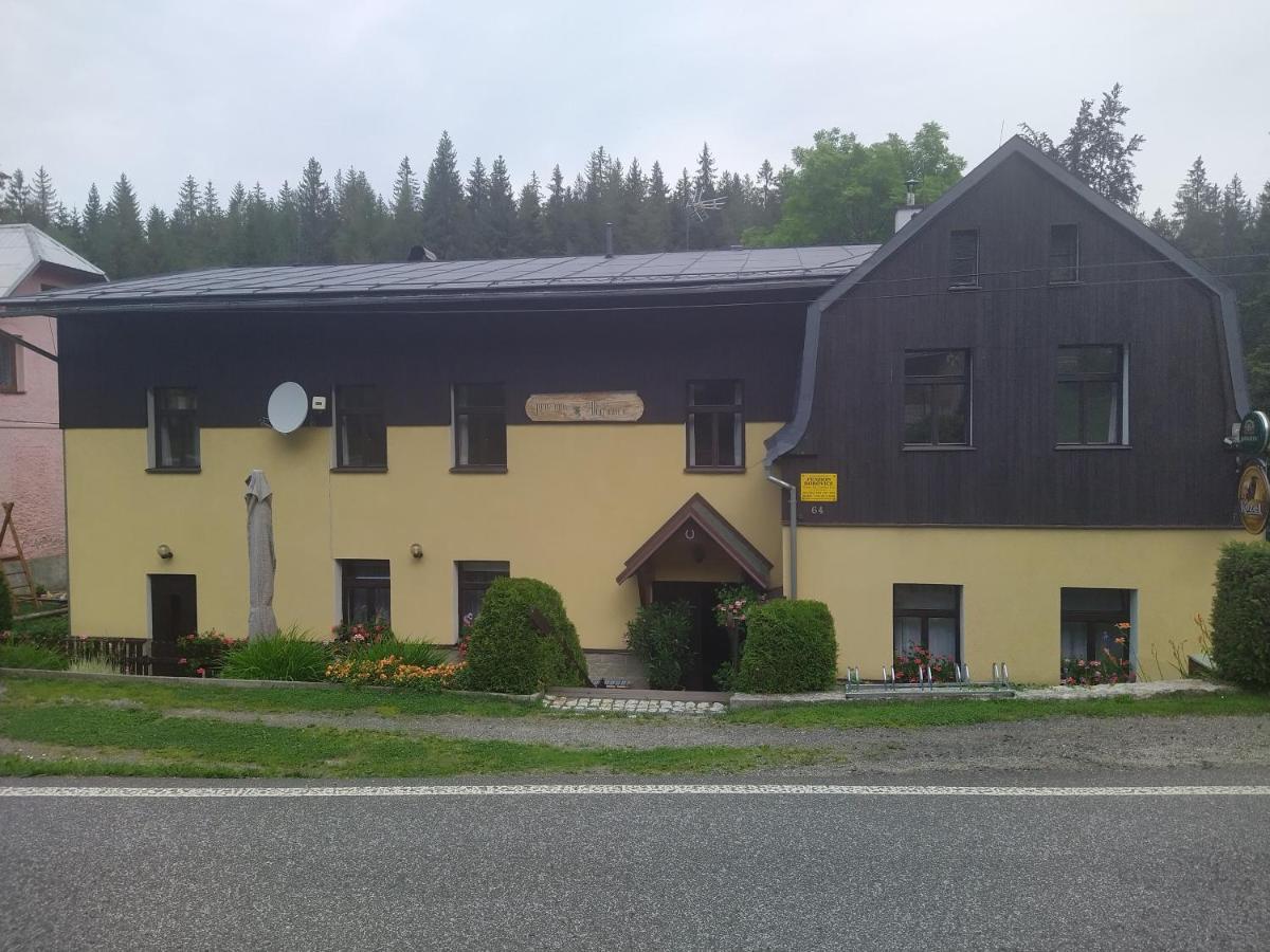 Penzion Borovice Йозефув-Дул Экстерьер фото